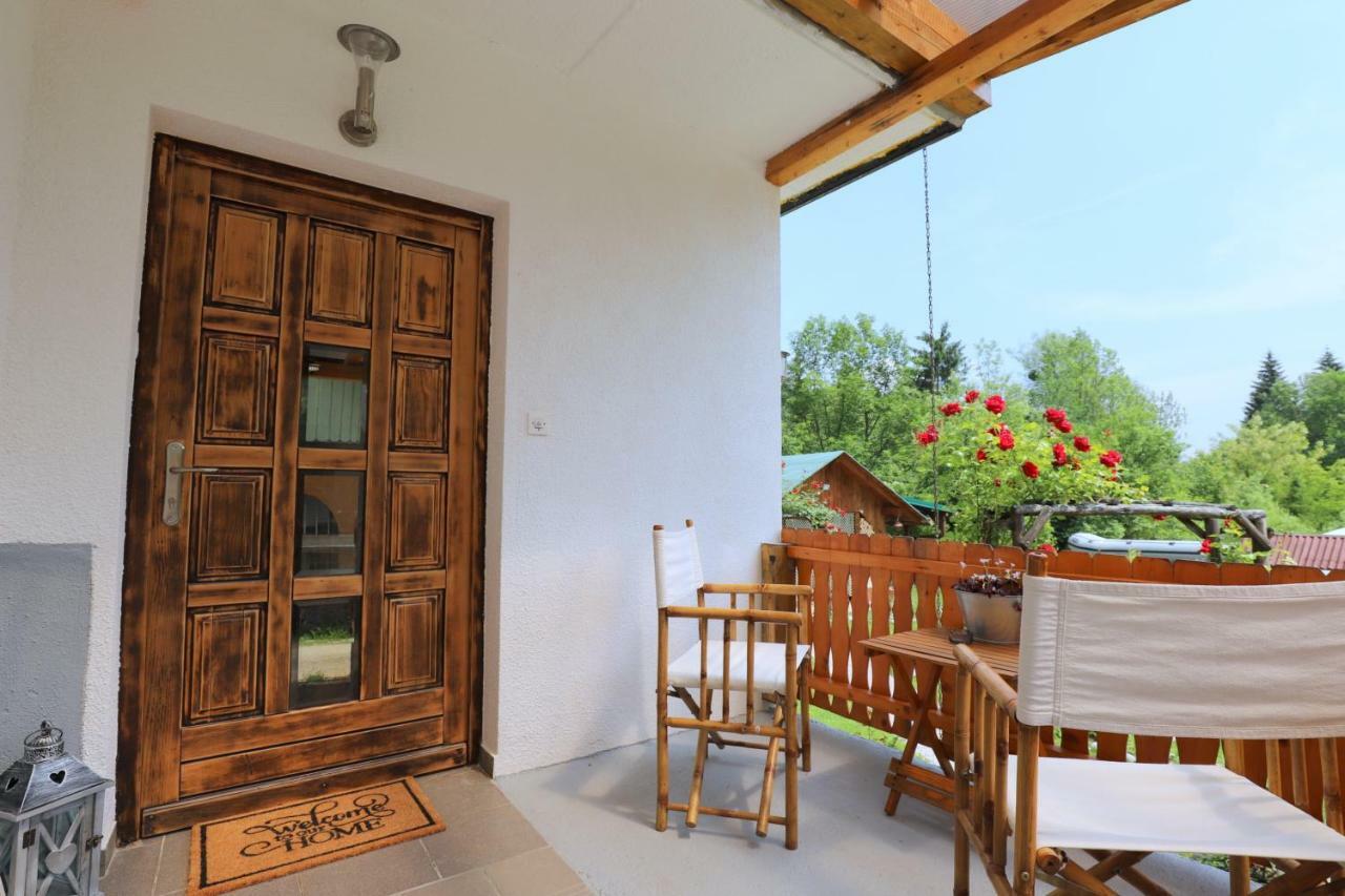 Adventure Cottage With Pool And Big Garden بليد المظهر الخارجي الصورة